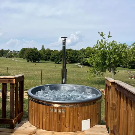 Avec Son Privatif Camping *